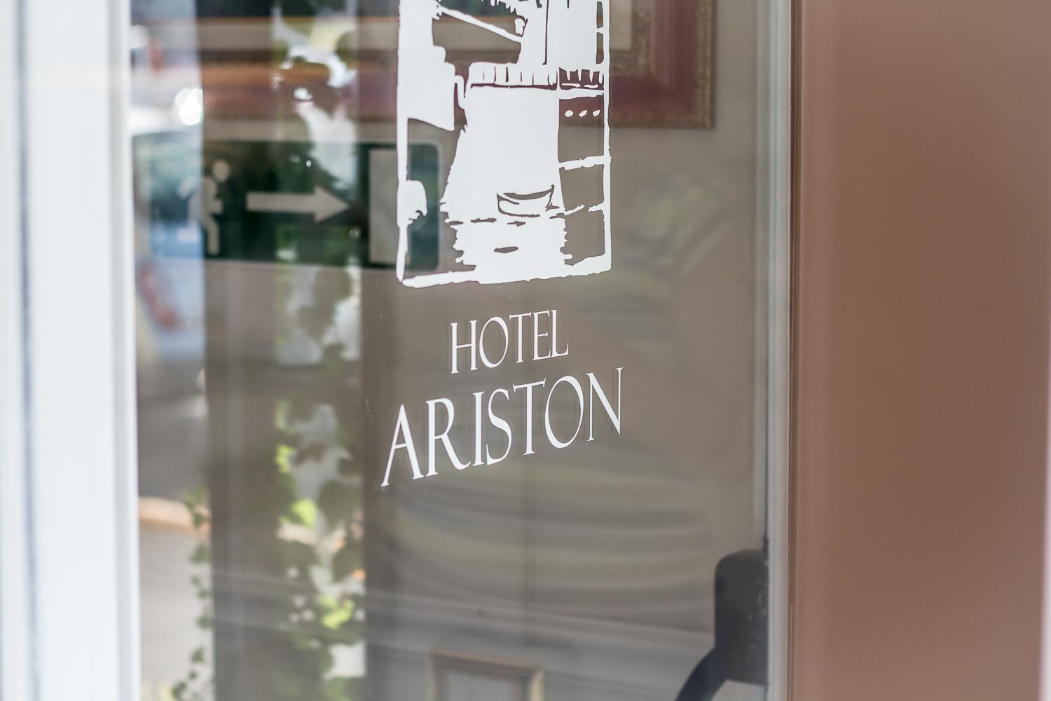 Ariston Hotel 3*